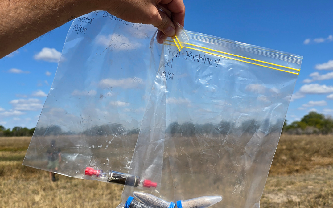 The Applied Conservation Genetics Unit (ACGU) – a collab between the Endangered Wildlife Trust and Stellenbosch University